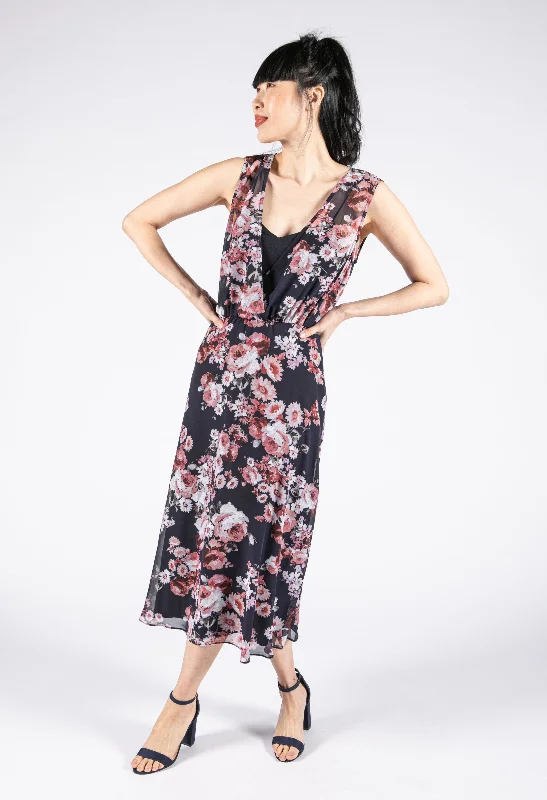 Midi dresses with V - necklines for a flattering and elongating effect Sleeveless V Neckline Floral Dress Midi dresses with V - necklines for a flattering and elongating effect Sleeveless V Neckline Floral Dress