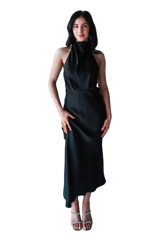Midi dresses with ruffled sleeves for a more feminine and voluminous look Nortia Maxi Dress - Black Midi dresses with ruffled sleeves for a more feminine and voluminous look Nortia Maxi Dress - Black