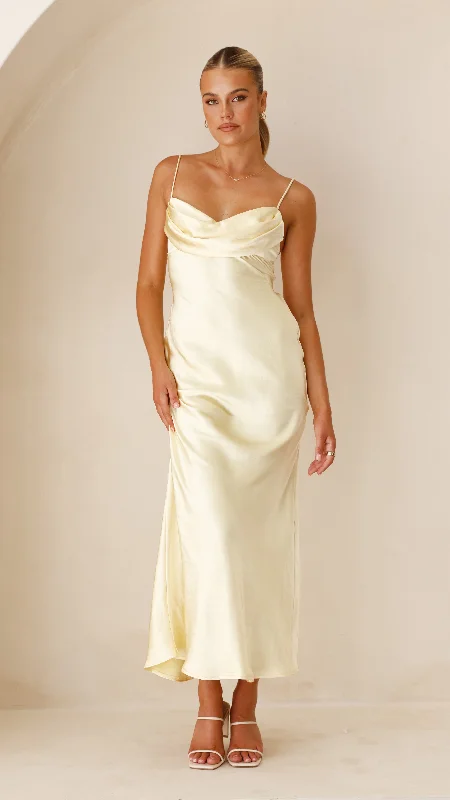 Midi dresses with side slits for a sexy and elegant appearance Justine Midi Dress - Yellow