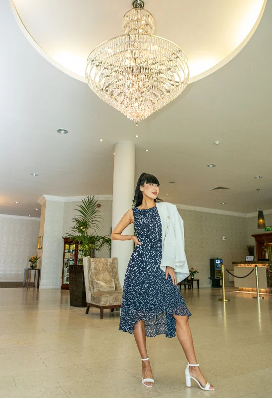 Midi dresses with denim fabric for a casual yet stylish day out Petit Polka Dot Dress Midi dresses with denim fabric for a casual yet stylish day out Petit Polka Dot Dress