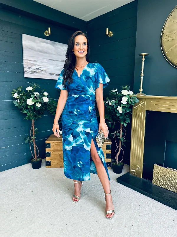 Midi dresses with embroidered accents for a unique and detailed design Priscilla Ruched Detail Midi Dress Abstract Blue Midi dresses with embroidered accents for a unique and detailed design Priscilla Ruched Detail Midi Dress Abstract Blue