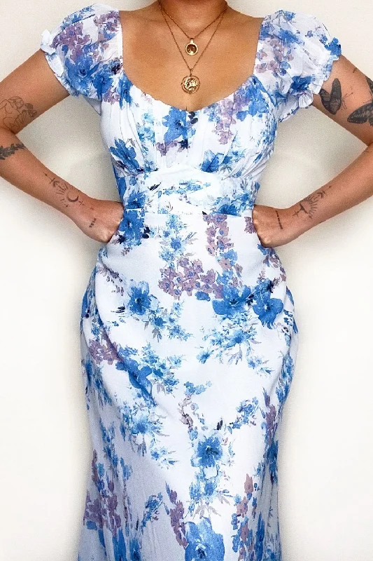 Midi dresses with abstract art prints for an artistic statement Maisha Floral Midi Dress - Blue Midi dresses with abstract art prints for an artistic statement Maisha Floral Midi Dress - Blue