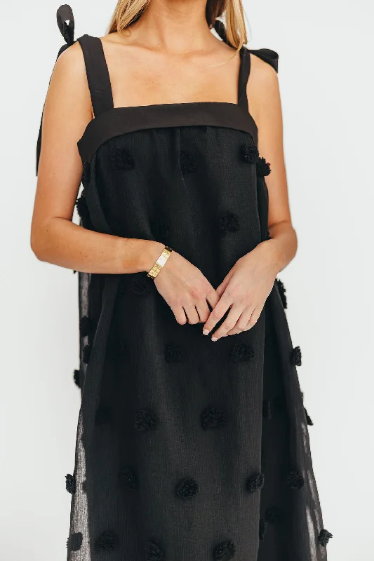 Midi dresses with pleated skirts for a timeless and elegant appeal Catalina Blossom Embroidery Tie Strap Midi Dress in Black Midi dresses with pleated skirts for a timeless and elegant appeal Catalina Blossom Embroidery Tie Strap Midi Dress in Black