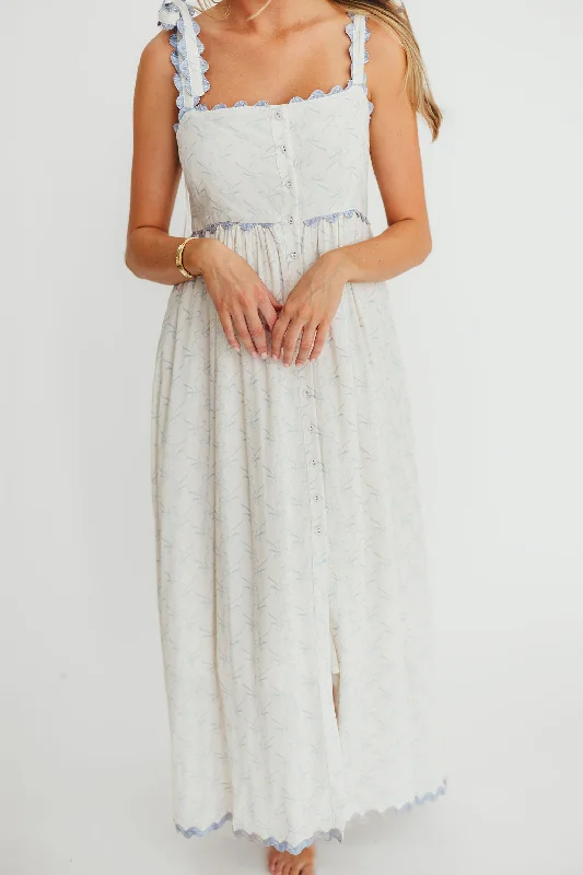 Velvet midi dresses in jewel tones for a glamorous winter event Amber Maxi Dress in Baby Blue - Nursing Friendly Velvet midi dresses in jewel tones for a glamorous winter event Amber Maxi Dress in Baby Blue - Nursing Friendly