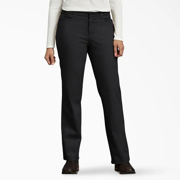 Plus Size Women's Patchwork - Design Jeans for a Unique AppearanceWomen's Curvy Fit Straight Leg Pants - Black Plus Size Women's Patchwork - Design Jeans for a Unique AppearanceWomen's Curvy Fit Straight Leg Pants - Black