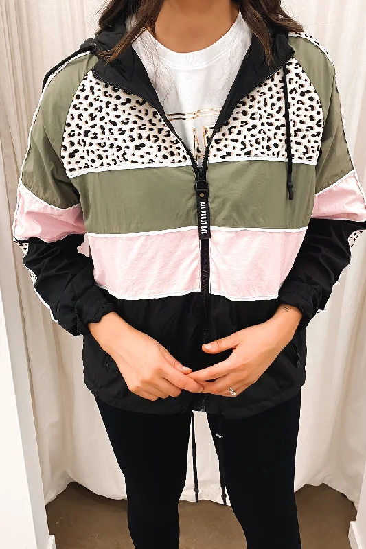 Men jackets with a zip - off sleeves to convert to a vestAnderson Panel Spray Jacket Multicoloured