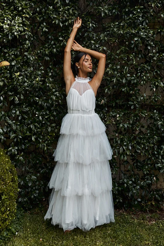 Sheath Women Dress with a Tailored Fit for a Professional LookArlett Sleeveless Layered Maxi Dress Off White
