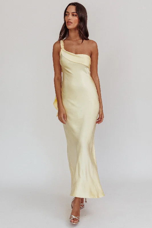 Sleeveless Women Dress in Bright Colors for Summer PartiesCarmel One-Shoulder Sash Maxi Dress Butter