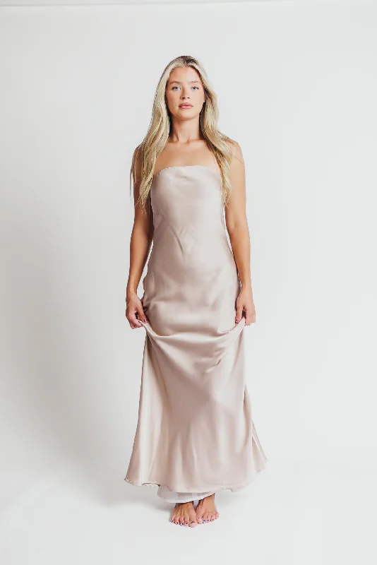 Strapless Women Dress with a Built - in Bra for Comfort and SupportGoing Out Strapless Bias Cut Maxi Dress in Champagne Strapless Women Dress with a Built - in Bra for Comfort and SupportGoing Out Strapless Bias Cut Maxi Dress in Champagne
