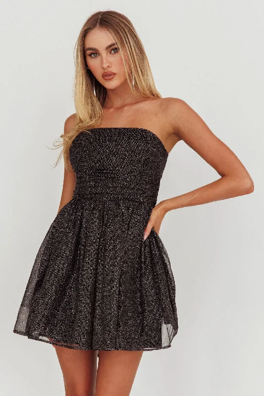 Long - Sleeve Women Dress in Velvet for a Luxurious Winter LookGuilty Pleasure Strapless Glitter Mini Dress Black