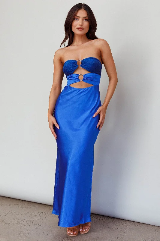 Halter Neck Women Dress to Show Off the Shoulders and NecklineL'Amore Cut-Out Bodice Midi Dress Deep Blue