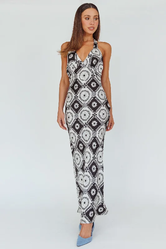 Lace - Embellished Women Dress for an Elegant and Sophisticated AppearanceLavara Halterneck Midi Dress Floral Black