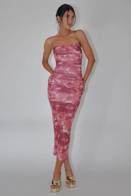 Backless Women Dress for a Sexy and Alluring Look at Evening EventsLogan Strapless Ruched Midi Dress Print Wine Backless Women Dress for a Sexy and Alluring Look at Evening EventsLogan Strapless Ruched Midi Dress Print Wine