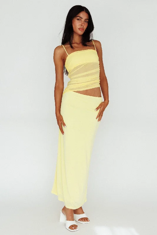 Little Black Women Dress with Sequins for a Glamorous Night OutLorely Ruched Bodice Midi Dress Yellow