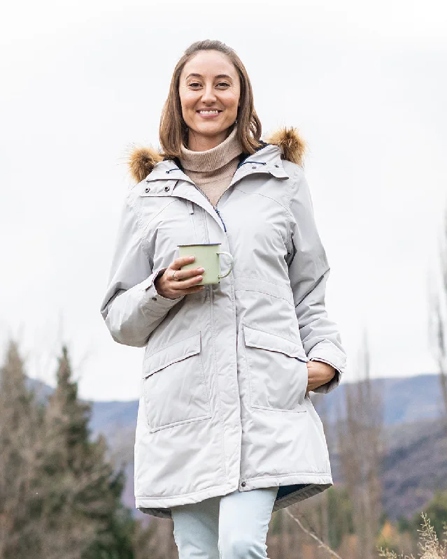 Down - filled men jackets in bright colors for winter fashionLyra Parka in Pebble Grey Down - filled men jackets in bright colors for winter fashionLyra Parka in Pebble Grey