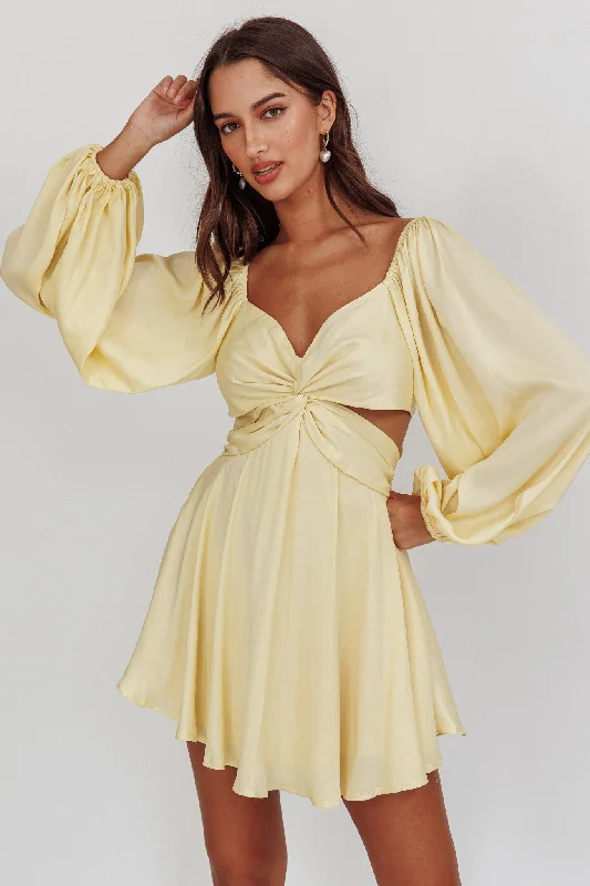 Halter Neck Women Dress to Show Off the Shoulders and NecklineMiraya Balloon Sleeve Twist Mini Dress Butter