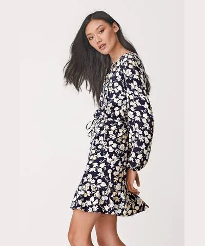 Wrap - Style Women Dress with Adjustable Fit for All Body TypesMonochrome Print Tea Dress