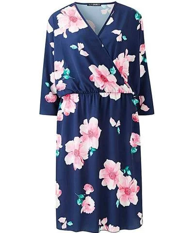 Little Black Women Dress with Sequins for a Glamorous Night OutNavy Floral Wrap Dress