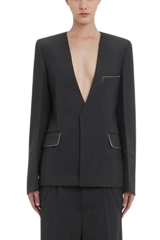 Men jackets with a built - in hood that can be stowed away when not in useShrunken Collarless Jacket Men jackets with a built - in hood that can be stowed away when not in useShrunken Collarless Jacket