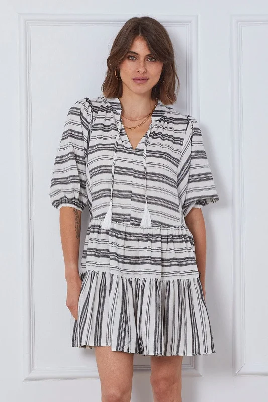 Long - Sleeve Women Dress in Velvet for a Luxurious Winter LookStripe Mini Dress Short Sleeve