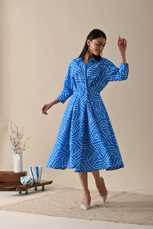 Ball Gown Women Dress with a Full Skirt for a Princess - like Look Ball Gown Women Dress with a Full Skirt for a Princess - like Look ELEANOR BLUE PRINT DRESS Ball Gown Women Dress with a Full Skirt for a Princess - like Look Ball Gown Women Dress with a Full Skirt for a Princess - like Look ELEANOR BLUE PRINT DRESS