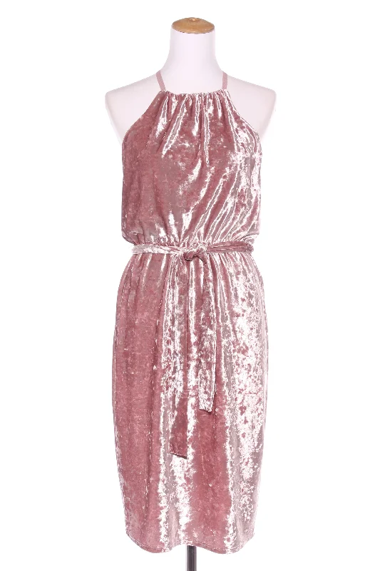 Maxi Women Dress with Floral Print for a Bohemian Vibe Maxi Women Dress with Floral Print for a Bohemian Vibe FOREVER NEW - Mauve pink velvet evening dress! 10 Maxi Women Dress with Floral Print for a Bohemian Vibe Maxi Women Dress with Floral Print for a Bohemian Vibe FOREVER NEW - Mauve pink velvet evening dress! 10