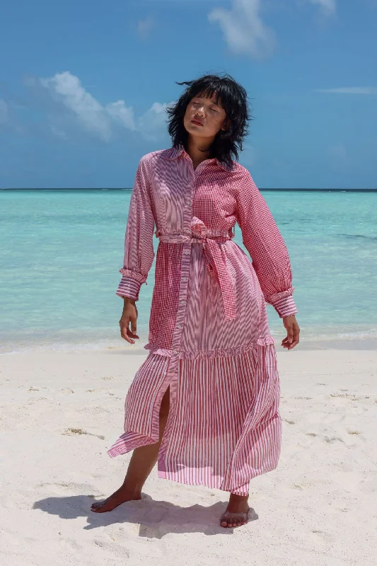 Printed Abstract Women Dress for a Modern and Artistic Appeal Printed Abstract Women Dress for a Modern and Artistic Appeal Semi formal button down tier dress with belt attachment. Printed Abstract Women Dress for a Modern and Artistic Appeal Printed Abstract Women Dress for a Modern and Artistic Appeal Semi formal button down tier dress with belt attachment.