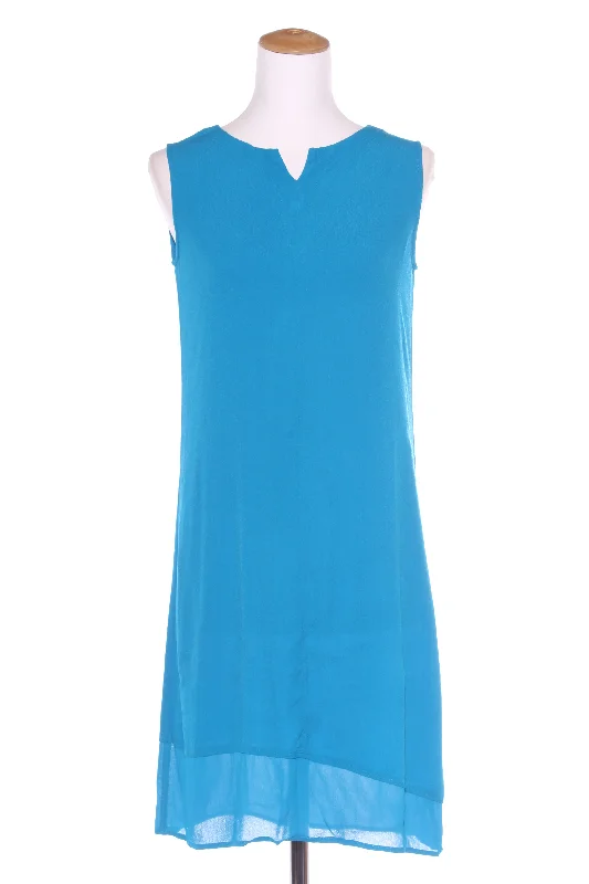 Printed Abstract Women Dress for a Modern and Artistic Appeal Printed Abstract Women Dress for a Modern and Artistic Appeal VERGE - Cyan blue shift dress! 12 Printed Abstract Women Dress for a Modern and Artistic Appeal Printed Abstract Women Dress for a Modern and Artistic Appeal VERGE - Cyan blue shift dress! 12