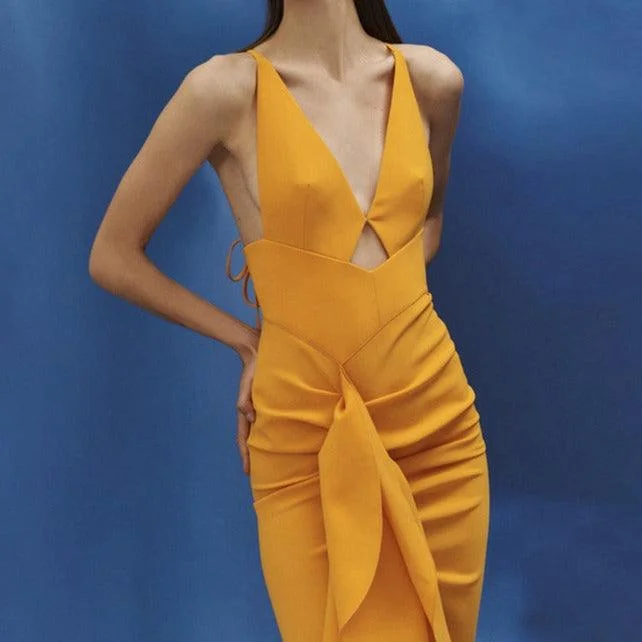 Maxi dresses with a cinched waist for a defined silhouetteKittenAlarm - Janis Backless Maxi Dress Maxi dresses with a cinched waist for a defined silhouetteKittenAlarm - Janis Backless Maxi Dress