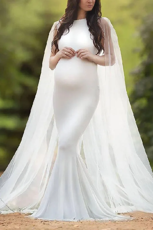 Maxi dresses with a pleated skirt for a timeless and elegant appearanceFabulous White Slim-Fit Caped Maternity Photoshoot Dress Maxi dresses with a pleated skirt for a timeless and elegant appearanceFabulous White Slim-Fit Caped Maternity Photoshoot Dress