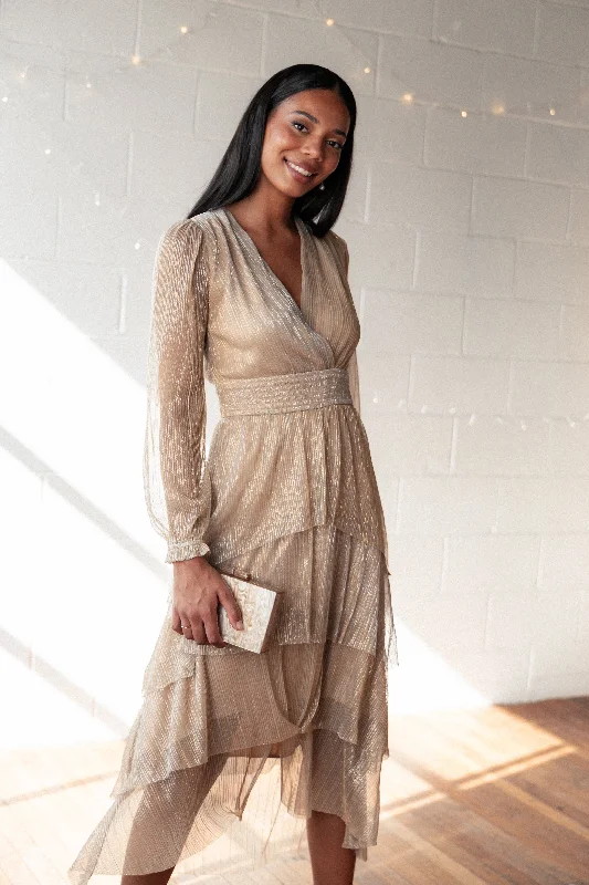 Midi dresses with metallic threads for a glamorous evening eventCybil Pleated Tiered Midi Dress - Champagne Gold