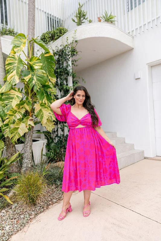 Midi dresses with ruffled bodices for a more pronounced feminine lookTina Dress in Summer Floral by Kasey Rainbow Midi dresses with ruffled bodices for a more pronounced feminine lookTina Dress in Summer Floral by Kasey Rainbow