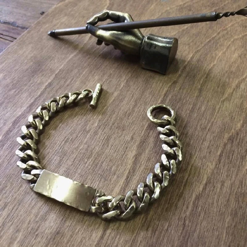 Men's Denim Shirt Jacket in Acid Wash for a Vintage - Inspired LookBrass Flat Link Bracelet with Plate Men's Denim Shirt Jacket in Acid Wash for a Vintage - Inspired LookBrass Flat Link Bracelet with Plate