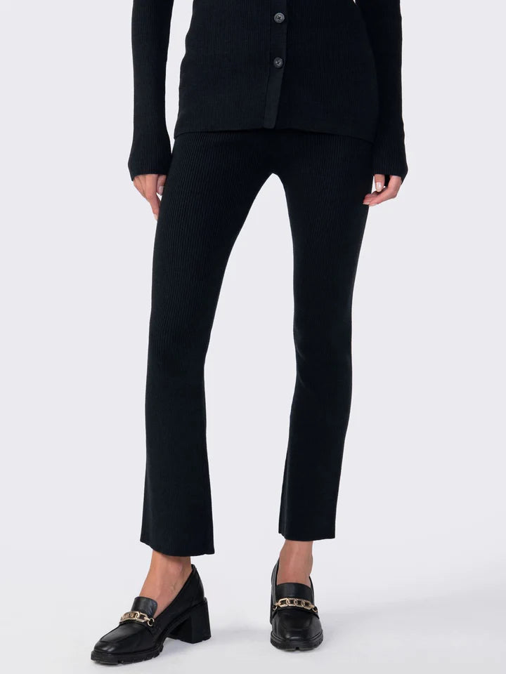 Women's pants with thermal lining Wide - leg women jeans for a modern and relaxed vibe Knitted Ankle Skimmer Women's pants with thermal lining Wide - leg women jeans for a modern and relaxed vibe Knitted Ankle Skimmer