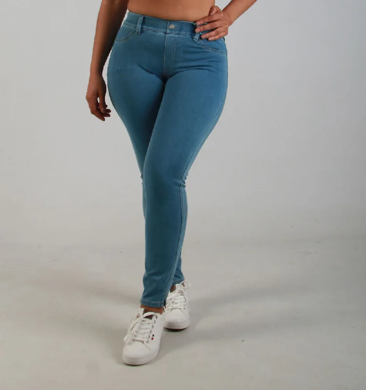 Women's matching top and pants set Mom jeans for a nostalgic and casual look LADIES KNIT DENIM JEGGINGS – BLUE Women's matching top and pants set Mom jeans for a nostalgic and casual look LADIES KNIT DENIM JEGGINGS – BLUE
