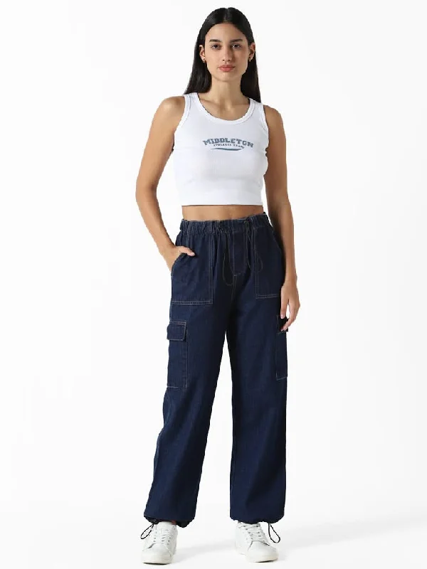 Women's pocket - equipped casual pants Button - fly women jeans with a traditional touch Nuon Dark Blue Straight - Fit Mid Rise Jeans Women's pocket - equipped casual pants Button - fly women jeans with a traditional touch Nuon Dark Blue Straight - Fit Mid Rise Jeans
