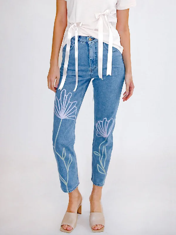 Women's leather moto pants Wide - leg women jeans for a modern and relaxed vibe Primrose Patterned Jeans Women's leather moto pants Wide - leg women jeans for a modern and relaxed vibe Primrose Patterned Jeans