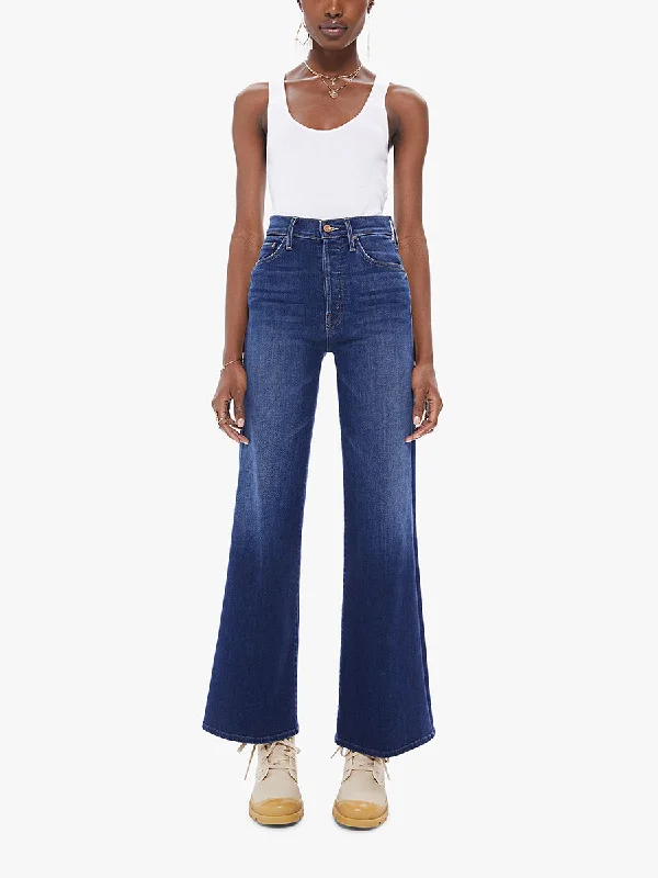 Women's discounted work pants Cargo women jeans with multiple pockets for added functionality The Tomcat Roller Women's discounted work pants Cargo women jeans with multiple pockets for added functionality The Tomcat Roller