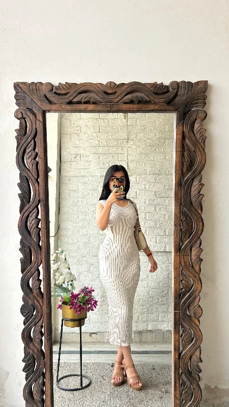 Bodycon dress with a halter neck​Bodycon dress 34-38 bust/32-36 waist/l:45