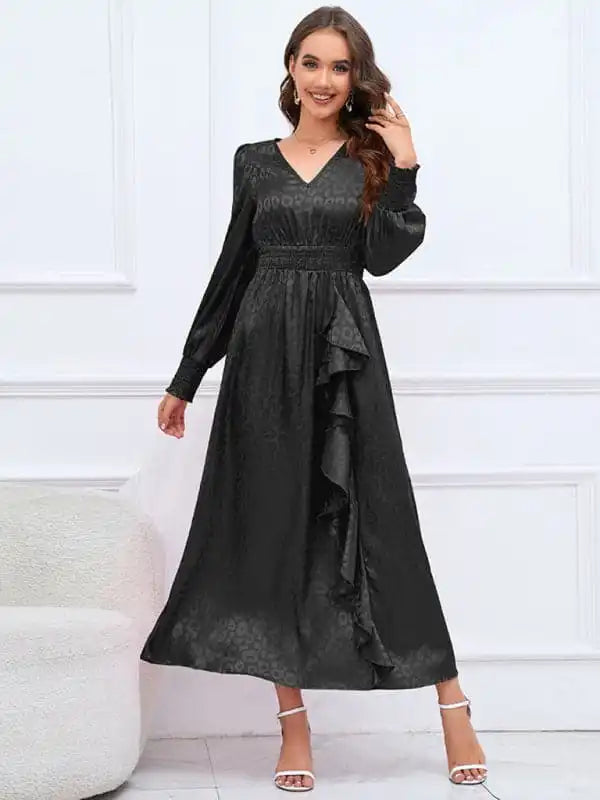 Cocktail dresses with a gathered skirt and a button - down frontV-neck long-sleeved leopard print ruffle dress Cocktail dresses with a gathered skirt and a button - down frontV-neck long-sleeved leopard print ruffle dress