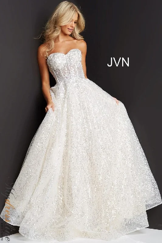 Formal dresses with high - low hems and floral embroidery for a unique prom styleJovani JVN08417 Formal dresses with high - low hems and floral embroidery for a unique prom styleJovani JVN08417