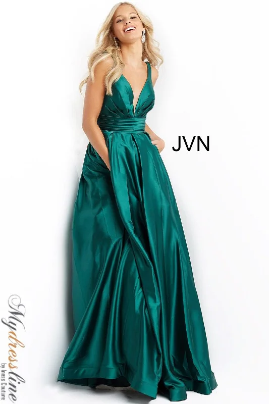 Prom dresses with pom - pom - decorated hems and cotton - blend fabrics for a playful and comfortable formal styleJovani JVN08419 Prom dresses with pom - pom - decorated hems and cotton - blend fabrics for a playful and comfortable formal styleJovani JVN08419
