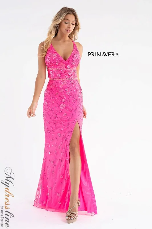 Formal dresses with halter necks and lace - up backs for a stylish promPrimavera 3746 Formal dresses with halter necks and lace - up backs for a stylish promPrimavera 3746