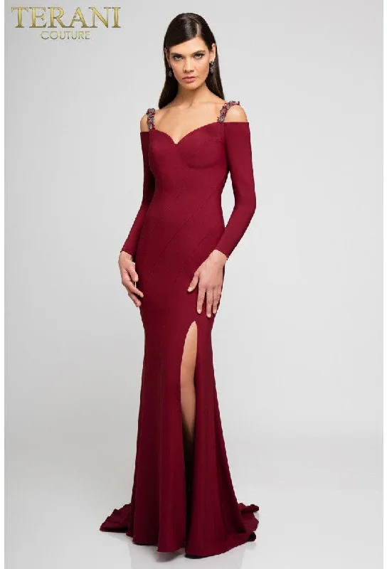 Bodycon dress with a metallic finishTerani Couture 1723E4502 Formal Long Prom Dress Bodycon dress with a metallic finishTerani Couture 1723E4502 Formal Long Prom Dress