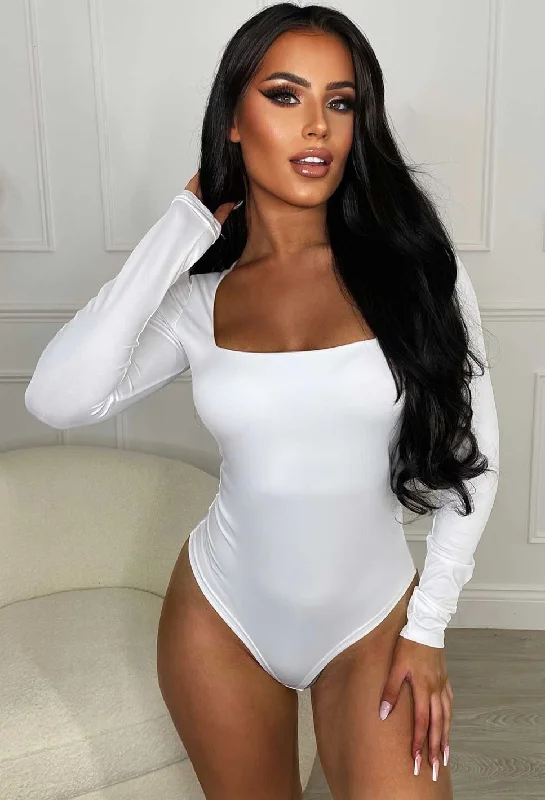 Printed Bodysuits with Floral Patterns for a Feminine VibeGirl Like Me White Square Neck Long Sleeve Bodysuit