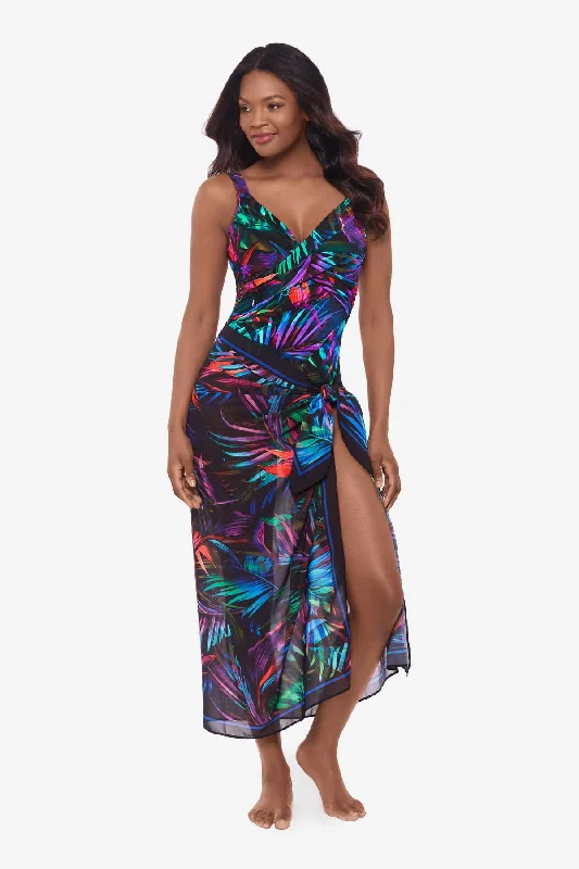 Belted cover ups for a more structured and fashionable lookPalma Paradiso Pareo Swim Cover Up