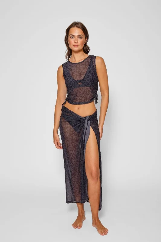 Elastic - cuffed cover ups for a snug and comfortable fitSeascape Mesh Long Sarong