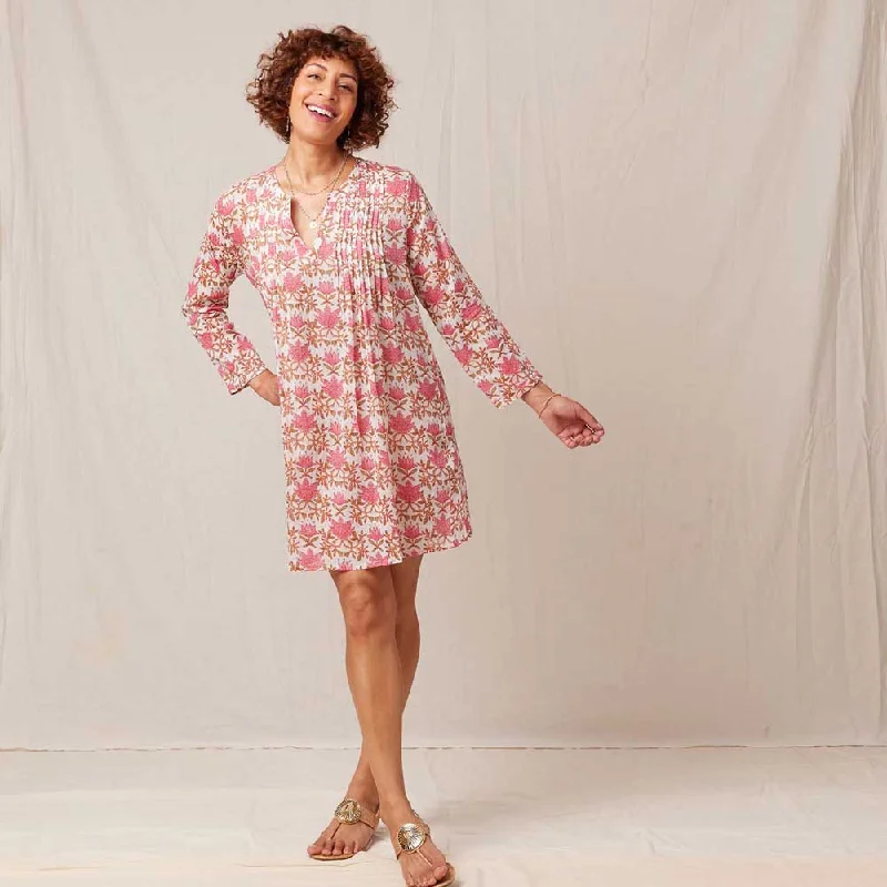 One - size - fits - all cover ups for convenient and hassle - free shoppingTilly Pink blu Cotton Pintuck Beach Coverup One - size - fits - all cover ups for convenient and hassle - free shoppingTilly Pink blu Cotton Pintuck Beach Coverup